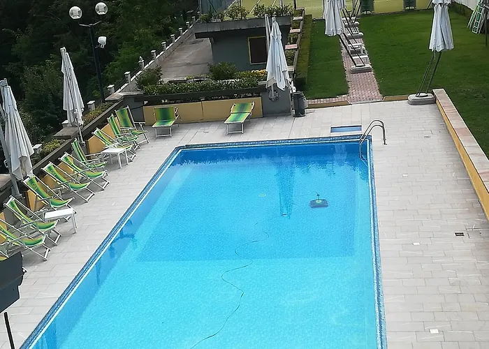 Le Due Querce Lodge Toano